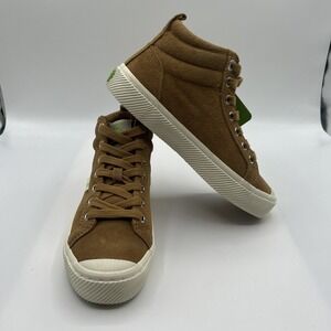 Cariuma Oca High Top Sneakers,Suede,Rubber Outsole,Women's SZ: 5 M,NEW/DEFECTS